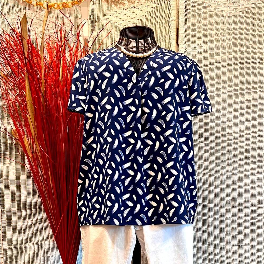Trendy short sleeve top